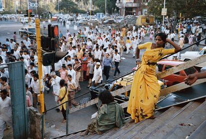 Churchgate Station, Bombay,Maharashtra, 1989. Del libro 'In India' publicado por Steiidl.