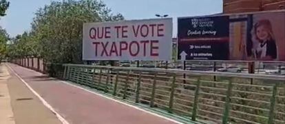Vallas Que te vote txapote Castellon
