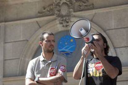 Los empleados de los astilleros de las rías de Vigo y de Ferrol expresan sus reivindicaciones y denuncian la falta de carga de trabajo y las últimas noticias en torno a una hipotética devolución de las bonificaciones fiscales (tax lease) EFE/Archivo