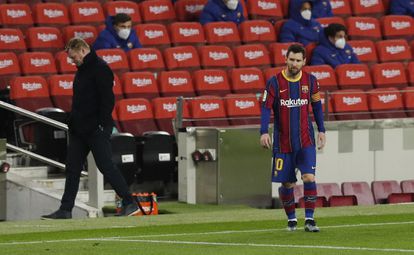 Koeman y Messi, durante un partido de esta temporada.