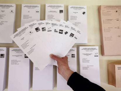 Papeletas de las elecciones generales del pasado 28 de abril.