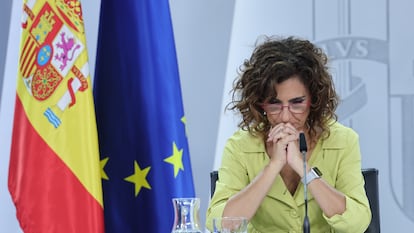 La Ministra de Hacienda, Maria Jesús Montero, en una rueda de prensa posterior al Consejo de Ministros, a inicios de octubre.