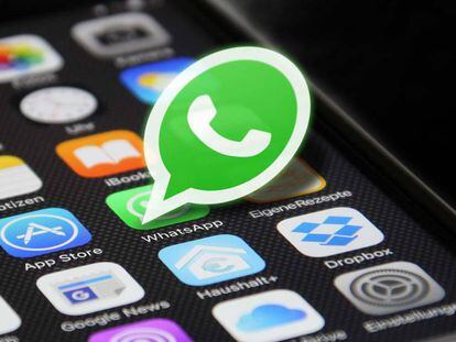 Cómo grabar mensajes de audio en WhatsApp si utilizar las manos