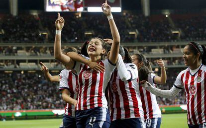 Palafox celebra el gol de la victoria contra Pachuca.