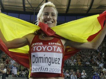 Marta Domínguez, tras proclamarse campeona del mundo el 17 de agosto de 2009 en Berlín.