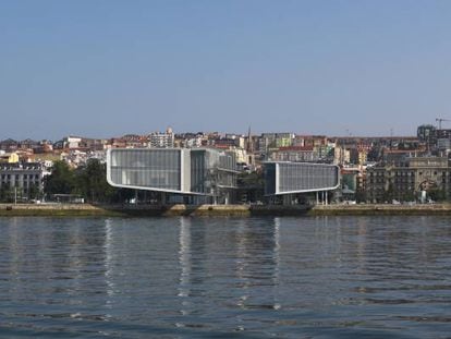 El Centro Botín, del arquitecto Renzo Piano, en el puerto de Santander.