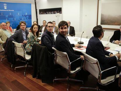 Reunión de alcaldes de Madrid en el ayuntamiento de Alcorcón