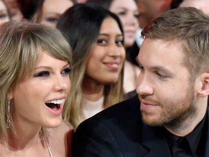 Taylor Swift y Calvin Harris, en los premios Billboard en mayo del año pasado.