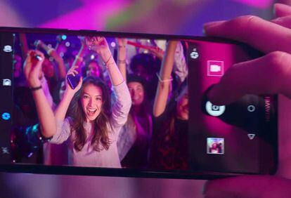 Imagen promocional de Huawei de uno de sus modelos.