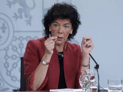 La ministra de Educación y portavoz del Gobierno, Isabel Celáa, el pasado viernes en una rueda de prensa en Moncloa.