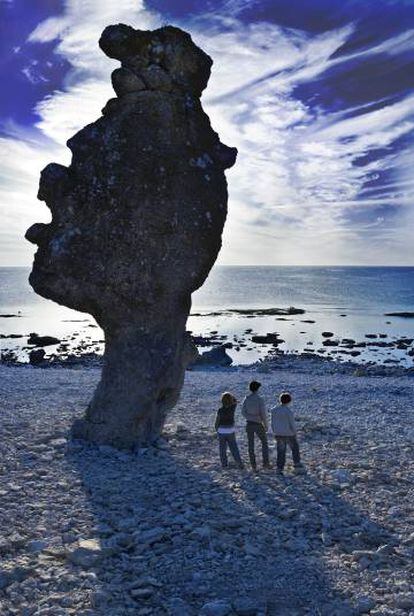 Uno de los 'rauers' (peculiares formaciones rocosas) de la isla de Gotland (Suecia).