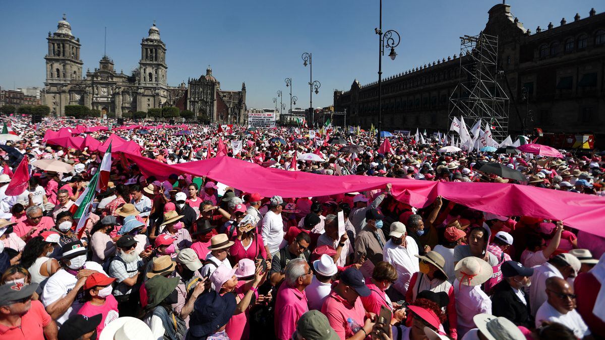 Marcha INE 2023: La Oposición Llega A Las Puertas De La Suprema Corte ...