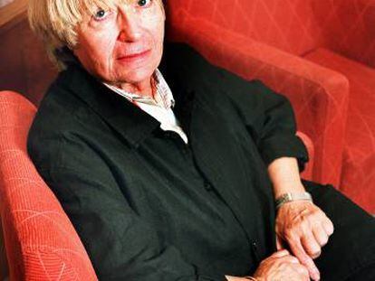 La escritora Antònia Vicens, en 2002.