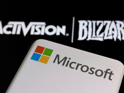 El logo de Microsoft junto al de Activision Blizzard.