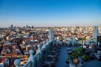 Las vistas desde la terraza del Hotel Riu Plaza de España.