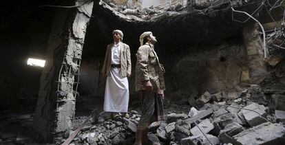 Una casa destruida en Yemen tras un bombardeo reciente.