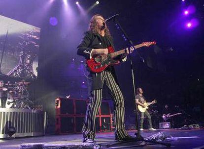 Maná, durante su actuación del jueves por la noche en Nueva York