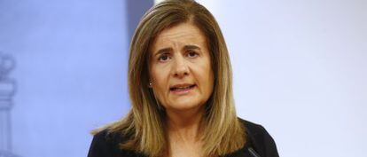 La ministra de Empleo, Fátima Báñez, tras el Consejo de Ministros.