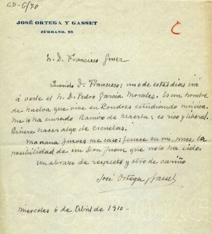 Carta de Ortega a Giner de los Ríos, en 1910, en la que se anuncia que se casa al día siguiente.