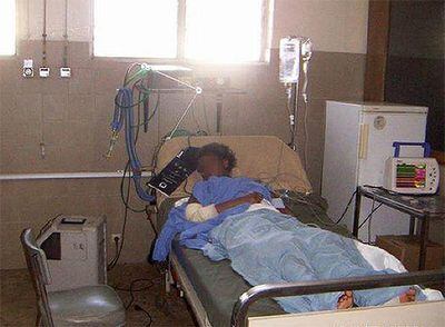 Bakari Bahiya, de 14 años, en el hospital de Moroni, capital de la isla más grande las Comoras.