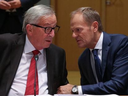 Los presidentes de la Comisión Europea, Jean-Claude Juncker, y del Consejo Europeo, Donald Tusk, este miércoles en Bruselas.