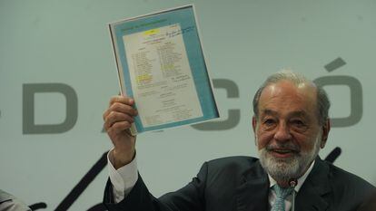 El empresario mexicano Carlos Slim, durante una conferencia de prensa, en la sede la Fundación Slim, en Ciudad de México, el 12 de febrero de 2024.