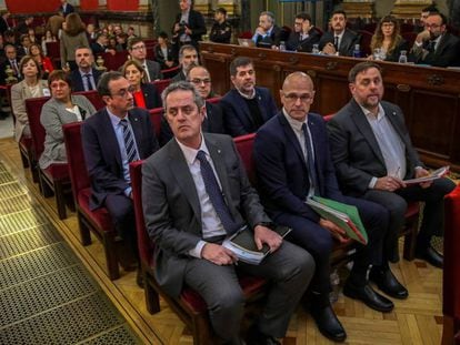 Los doce líderes independentistas acusados por la celebración del referendum ilegal y la declaración unilateral de independencia de Cataluña.