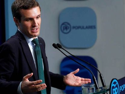 El presidente del PP, Pablo Casado, este lunes durante una rueda de prensa en la sede del partido en Madrid.