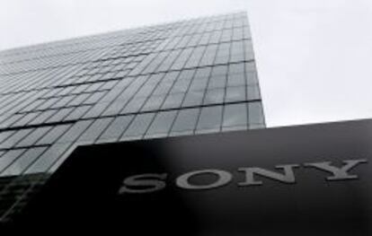 Fotografía de archivo fechada el 14 de mayo de 2014 en la que se aparece la sede de Sony en Tokio (Japón).