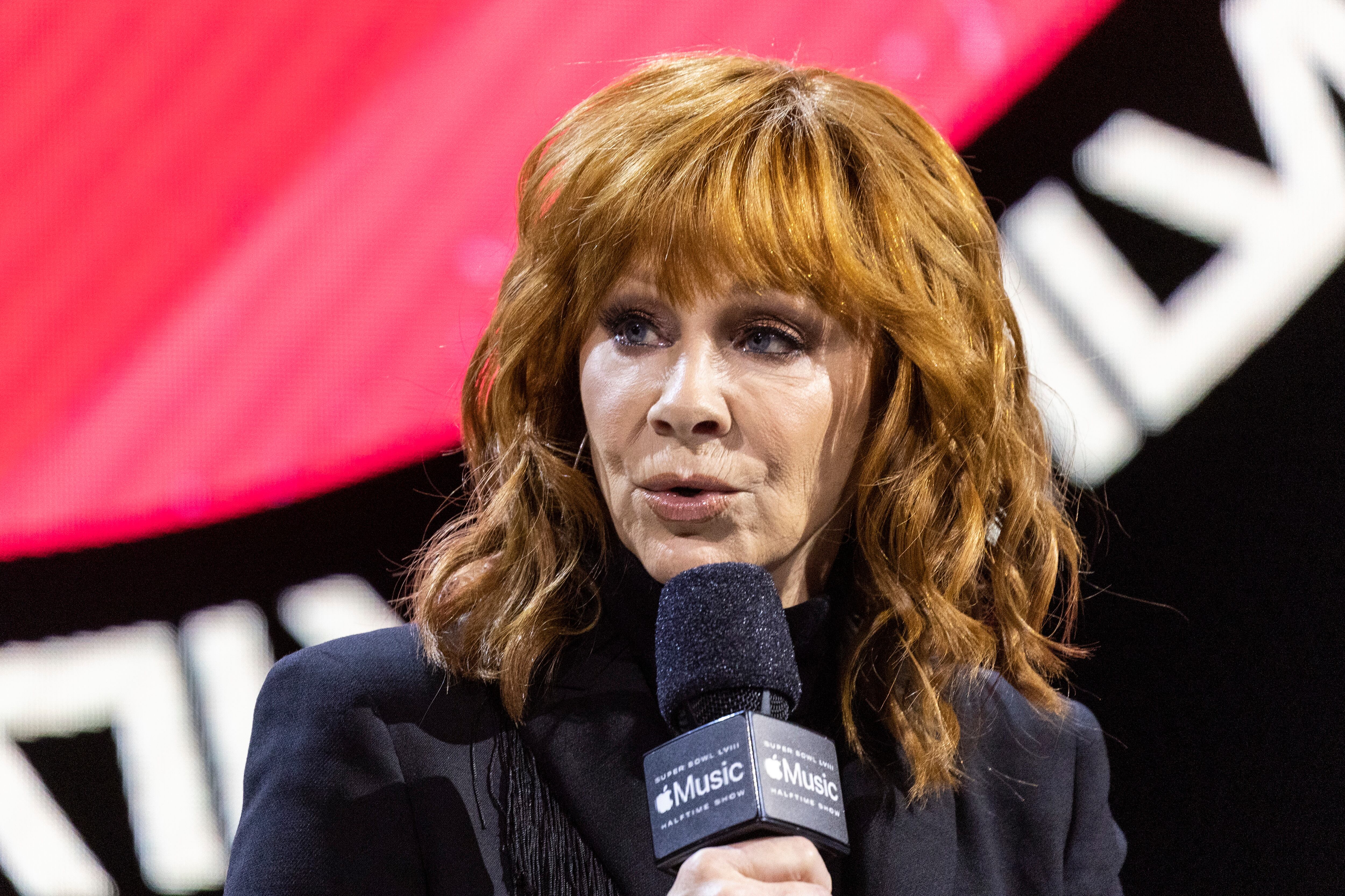 Las Vegas (United States), 08/02/2024.- US singer Reba McEntire attends the Super Bowl LVIII halftime show press conference at Mandalay Bay South Convention Center in Las Vegas in Las Vegas, Nevada, USA, 08 February 2024. The AFC champion Kansas City Chiefs will face the NFC champion San Francisco 49ers in Super Bowl LVIII at State Allegiant Stadium in Las Vegas, Nevada, on 11 February 2024. EFE/EPA/ETIENNE LAURENT
