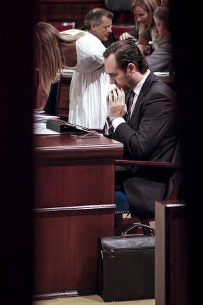 José Ramón Bauzá, en el Parlamento de Baleares.