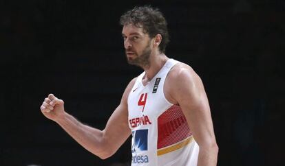 Gasol durant el partit contra Lituània.