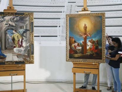 &#039;La Anunciaci&oacute;n&#039;, de El Greco, y &#039;La aparici&oacute;n de la Virgen a Santiago y sus disc&iacute;pulos&#039;, de Goya, en la Sala Oval del MNAC.