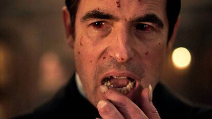 Claes Bang as Dracula in the Netflix series.