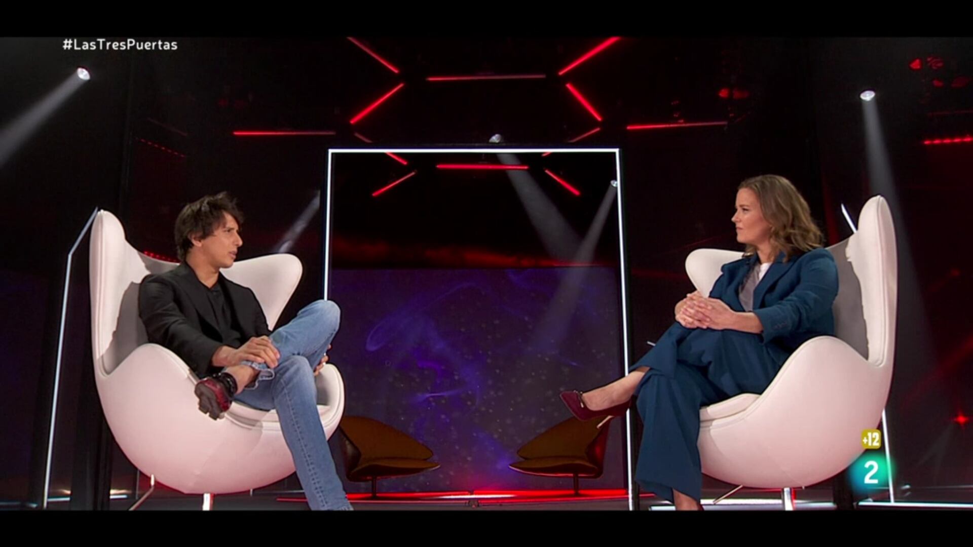 Roca Rey y María Casado, en el programa Las tres puertas de RTVE.