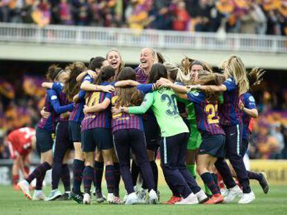 El Barça derrota el Bayern i es converteix en el primer equip espanyol que es classifica per a la gran cita europea, símptoma d un futbol i un esport femenins que no paren de créixer