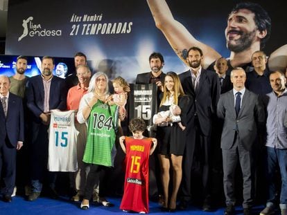 Acto de despedida de Mumbrú en la sede de la ACB en Barcelona