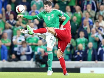 Lafferty anotó un gol vital para Irlanda del Norte frente a Hungría (1-1).