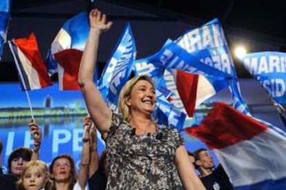 Mitin de campaña de Le Pen en Bourguenais, en la mitad occidental de Francia.