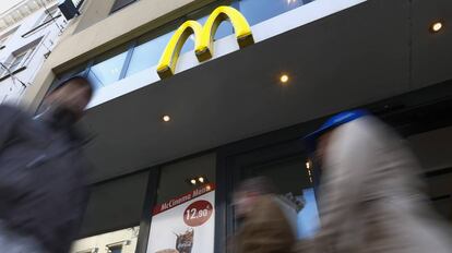 Un restaurante McDonald's.