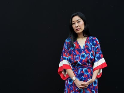 La escritora Katie Kitamura, en Roma en julio de 2022.
