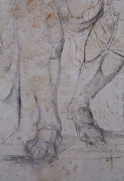 Detalle de los dibujos atribuídos a Miguel Ángel en la habitacíón secreta de la Capilla de los Médici de Florencia.