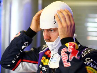 Vettel se prepara para un entrenamiento.