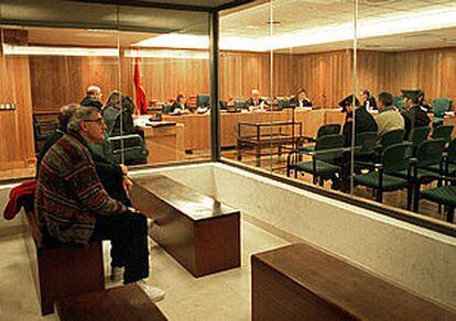 Juicio del <i>caso Sokoa</i> en la Audiencia Nacional, en enero de 2001.
