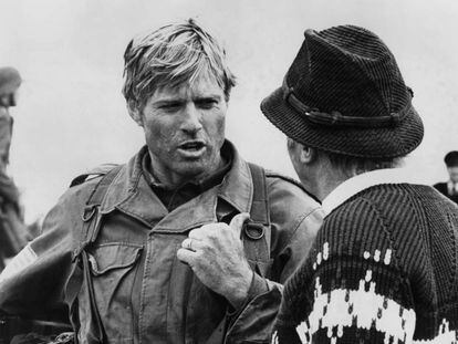 Robert Redford, en una escena de la película 'Un puente lejano', en 1977.