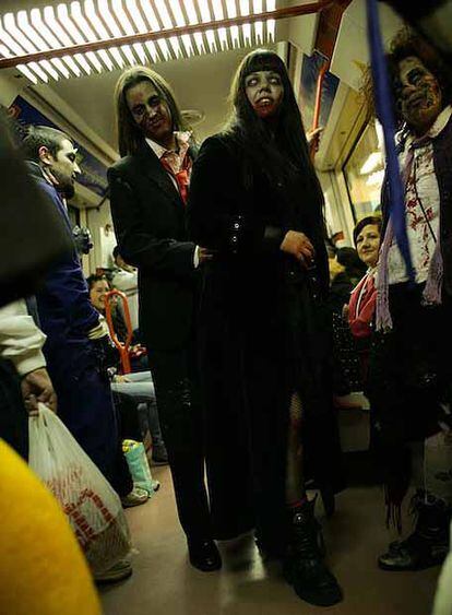 Zombis en el metro de Madrid