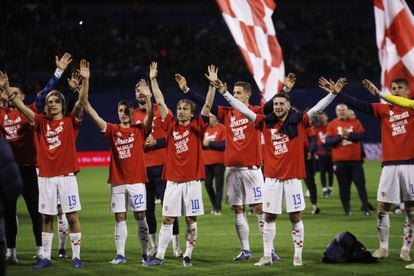 La selección de Croacia festejando la clasificación para la Eurocopa 2024.