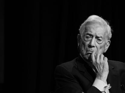 Mario Vargas Llosa, en un acto del Instituto Cervantes en abril de 2023.