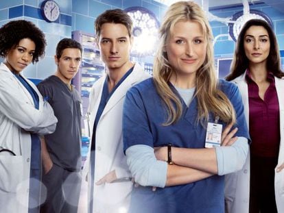 Los protagonistas de la serie 'Emily Owens M.D.', que llegará este otoño a la cadena estadounidense CW