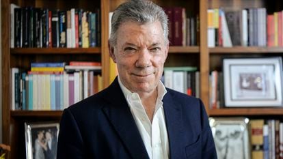 El expresidente de Colombia Juan Manuel Santos, retratado en agosto de 2022.